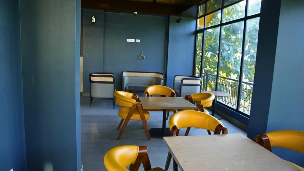 Mystique Mayong Raja Mayang Exterior foto
